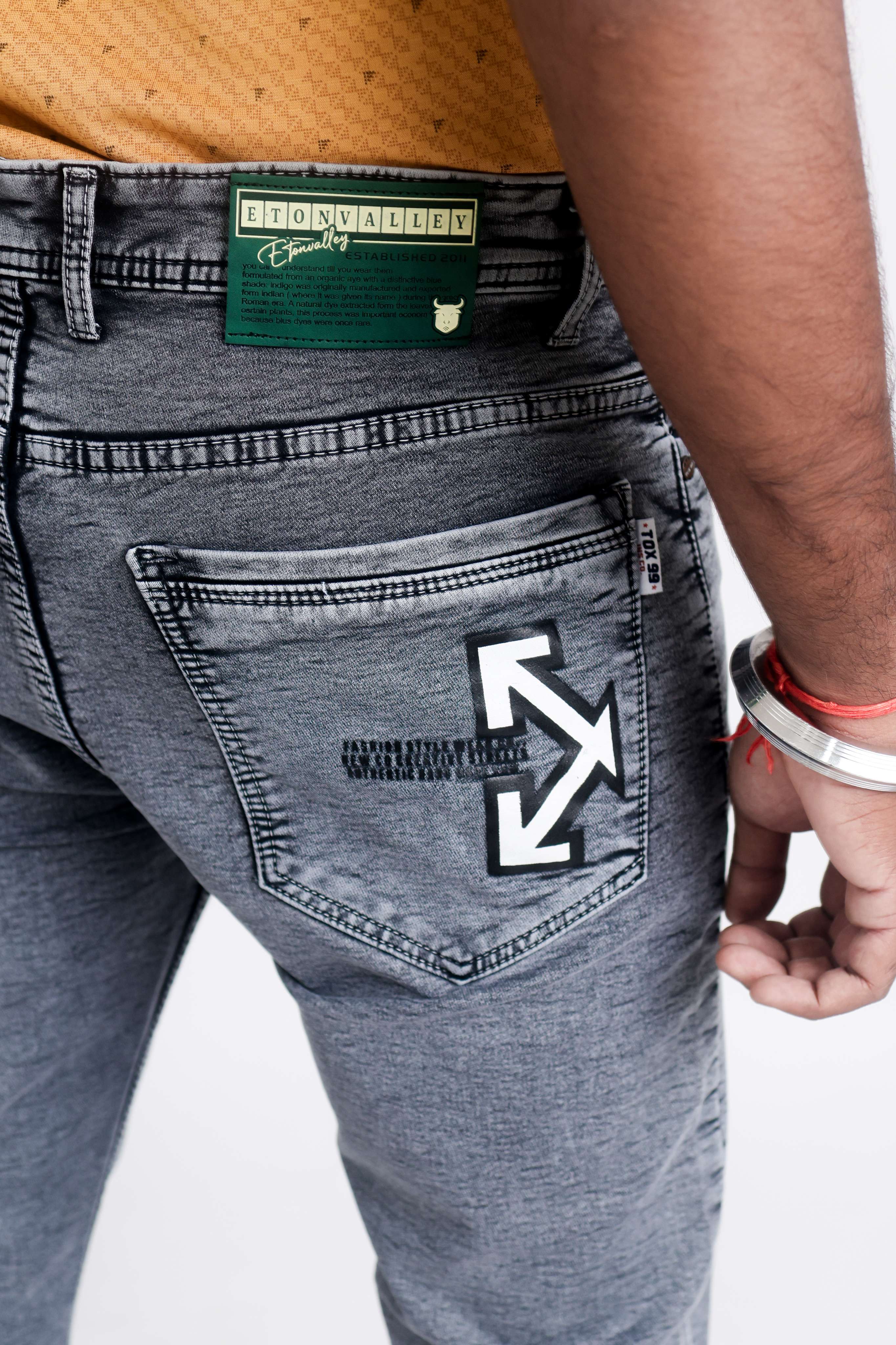 Regular fit jeans
