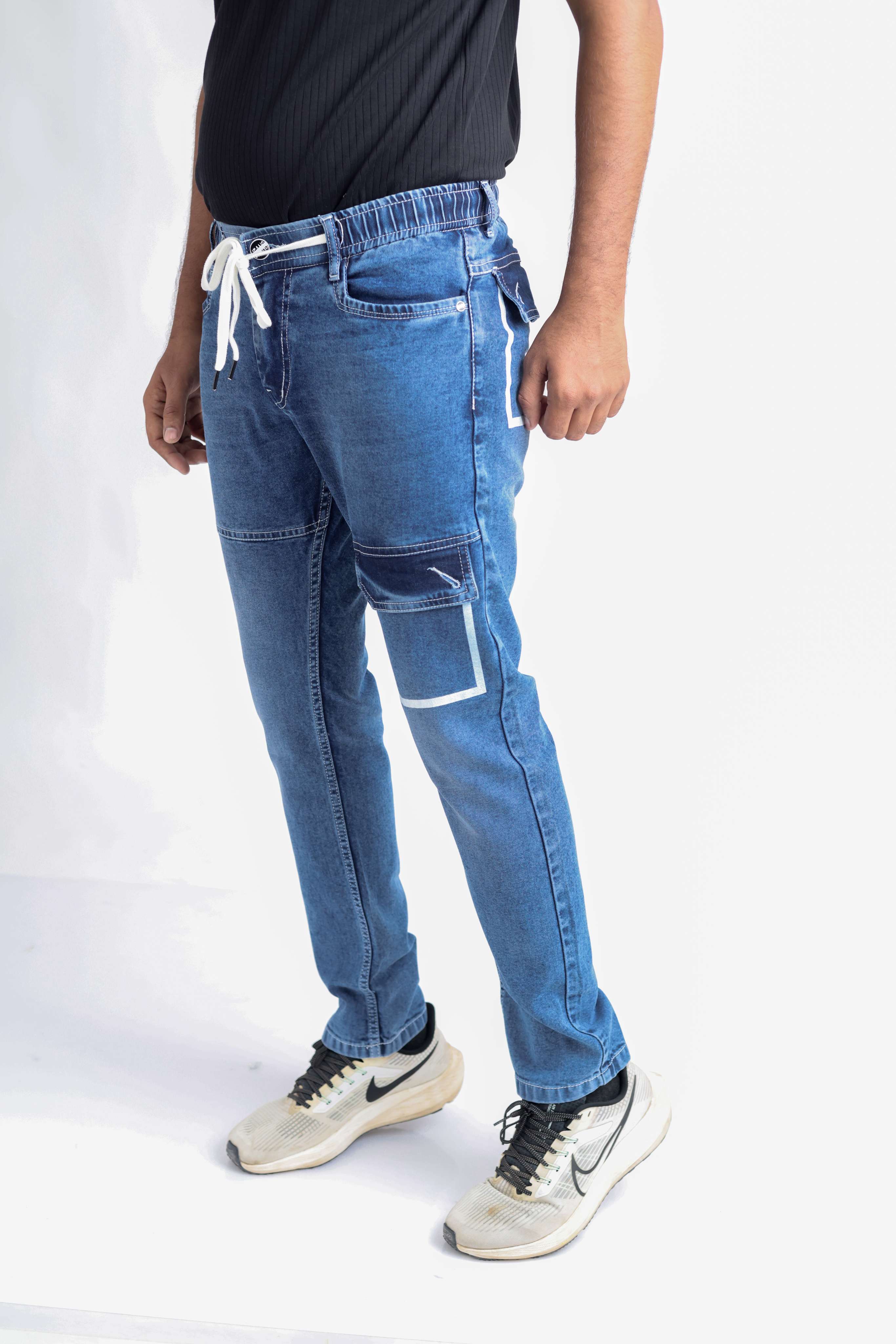 Stylish regular fit jeans