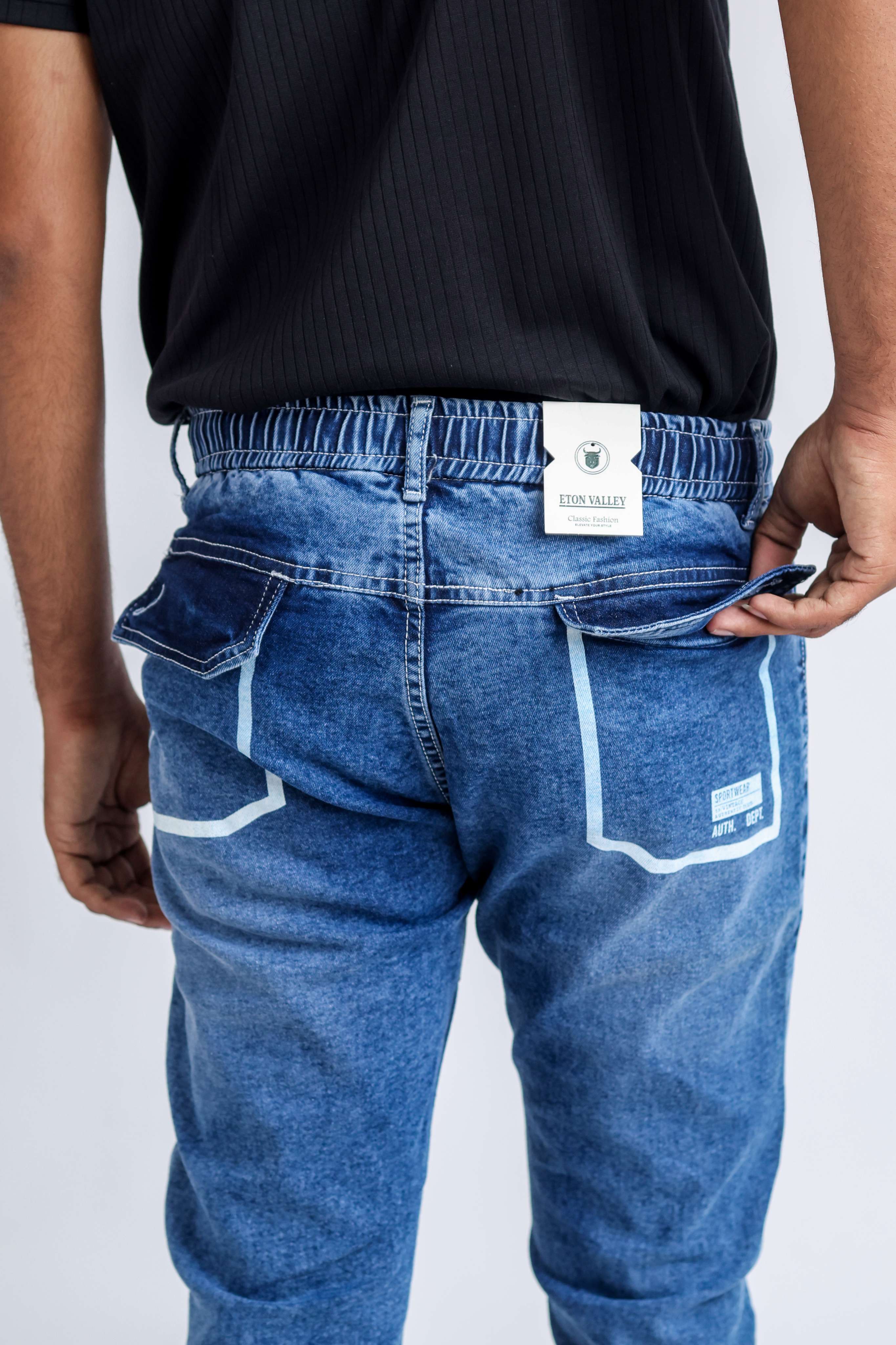 Stylish regular fit jeans